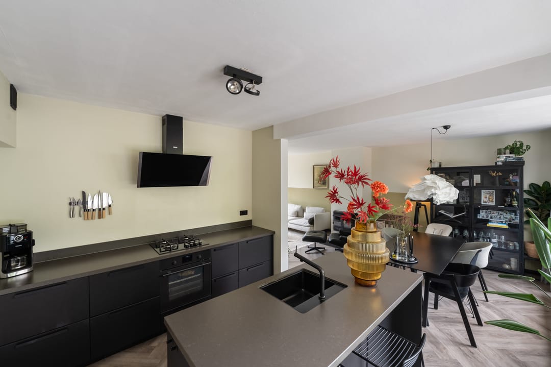 Foto 26 van Kaspischestraat 8