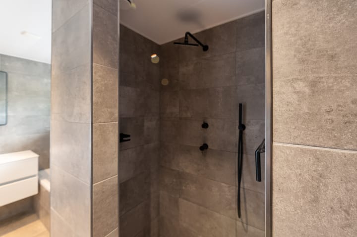 Foto 58 van Kaspischestraat 8