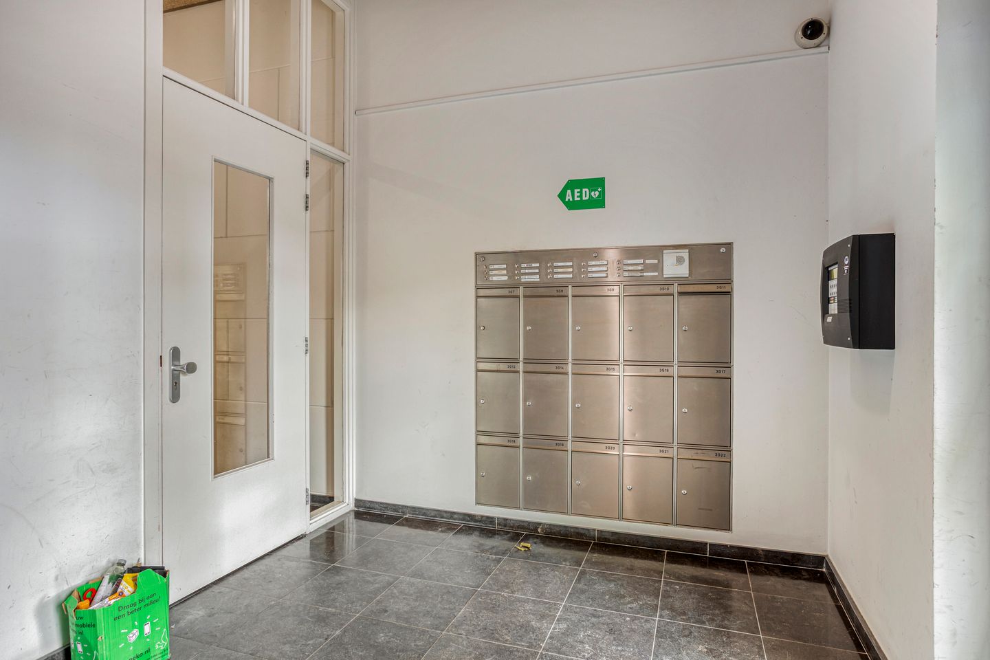 View photo 3 of Hendrik Figeeweg 3