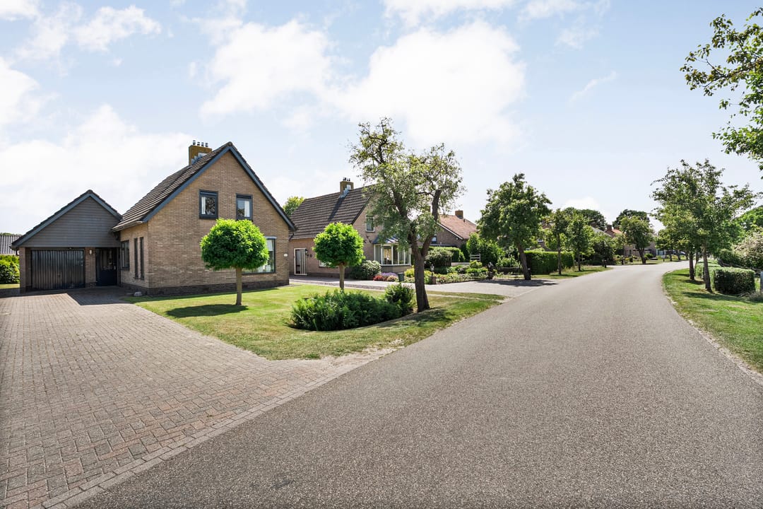 Photo 13 of Dokter Larijweg 35