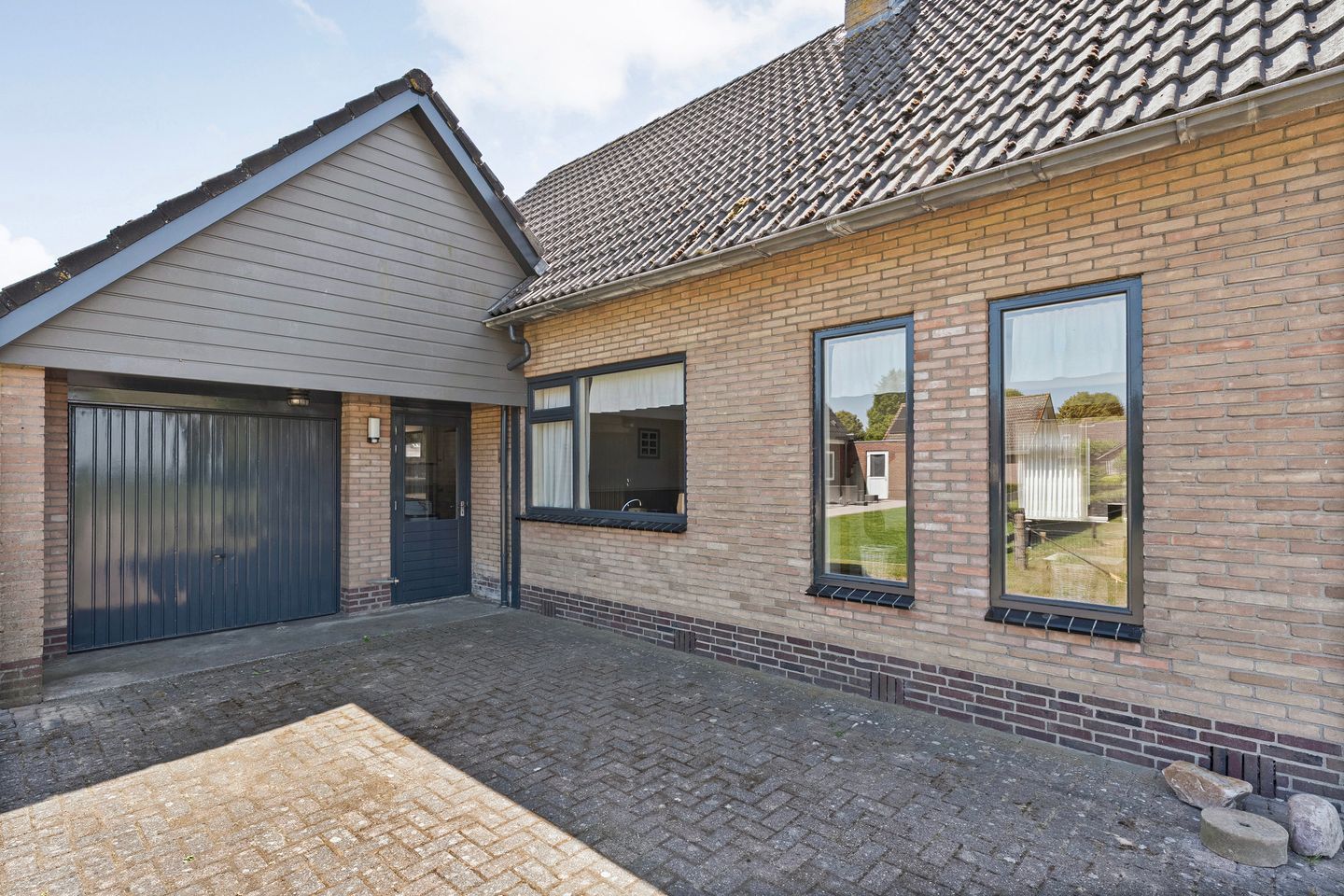 Photo 29 of Dokter Larijweg 35