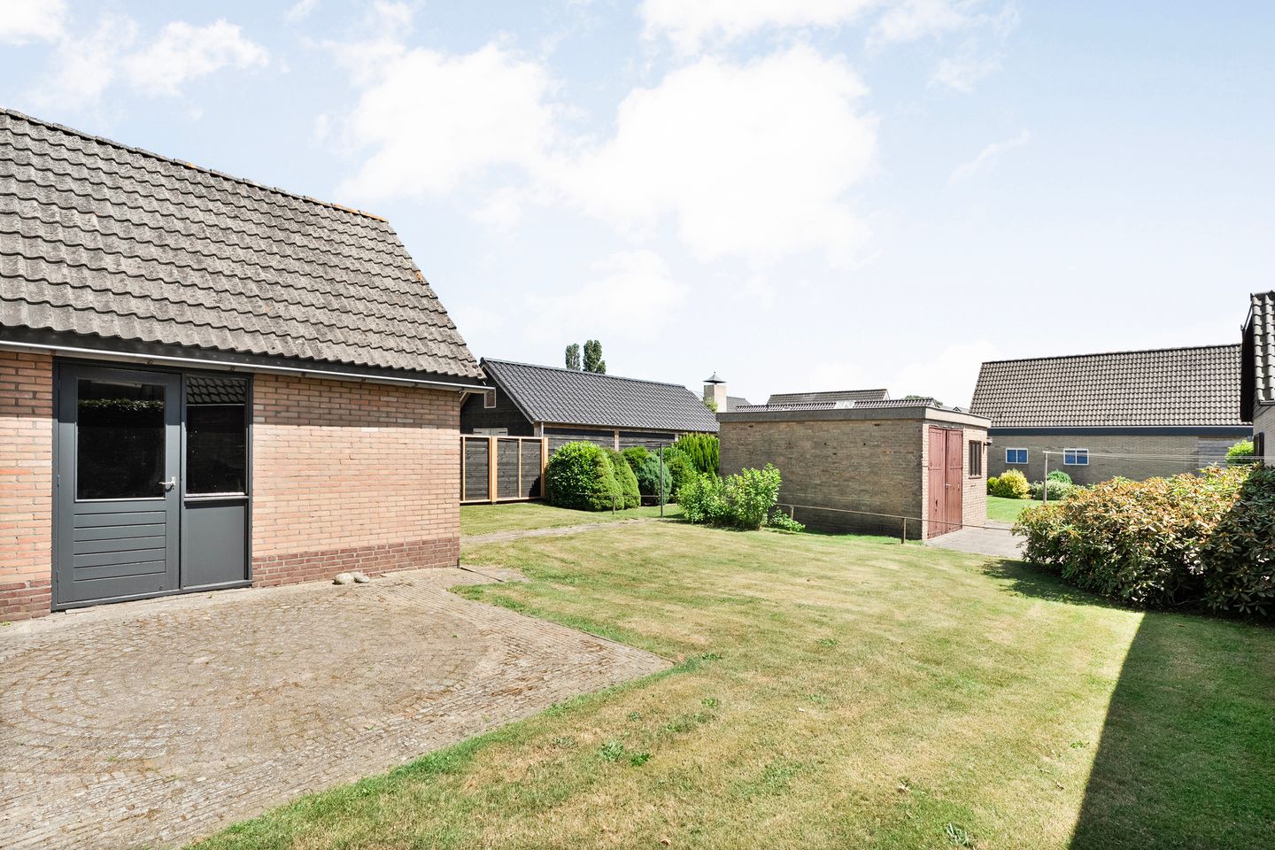 Photo 25 of Dokter Larijweg 35