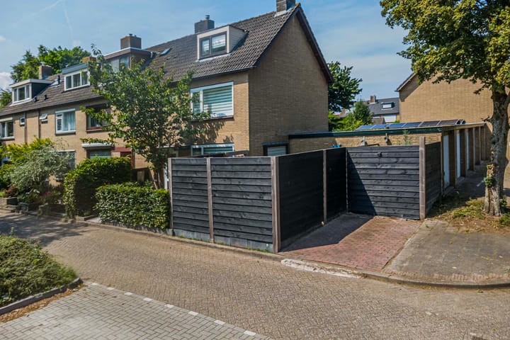 Foto 40 van Beatrixlaan 18