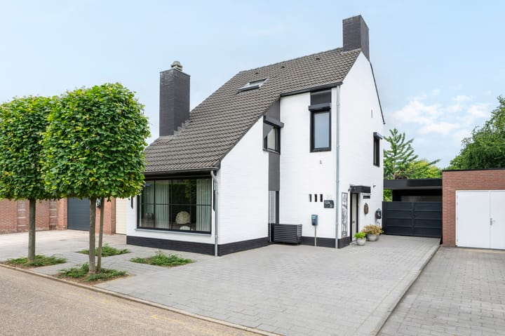 Foto 1 van Lintjeshaag 20