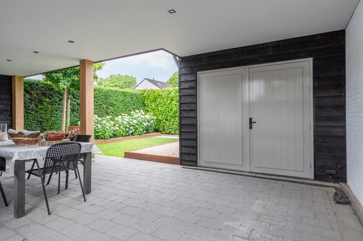 Foto 24 van Lintjeshaag 20