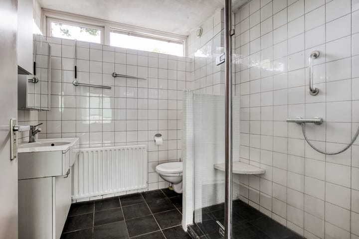 Foto 16 van Donkerstraat 12