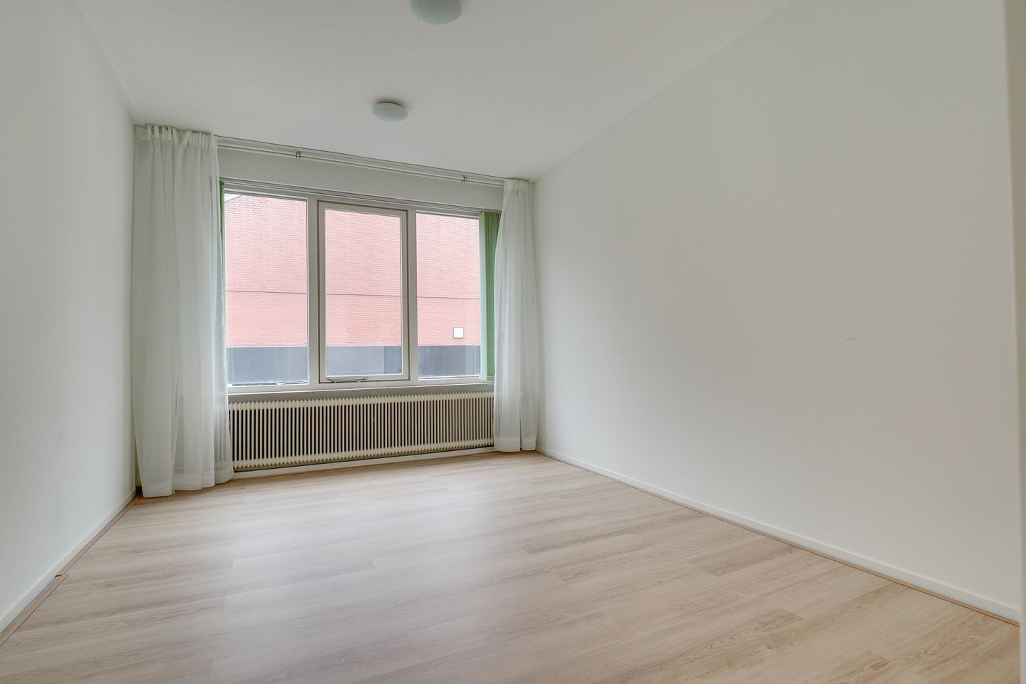 View photo 3 of Parkstraat 38