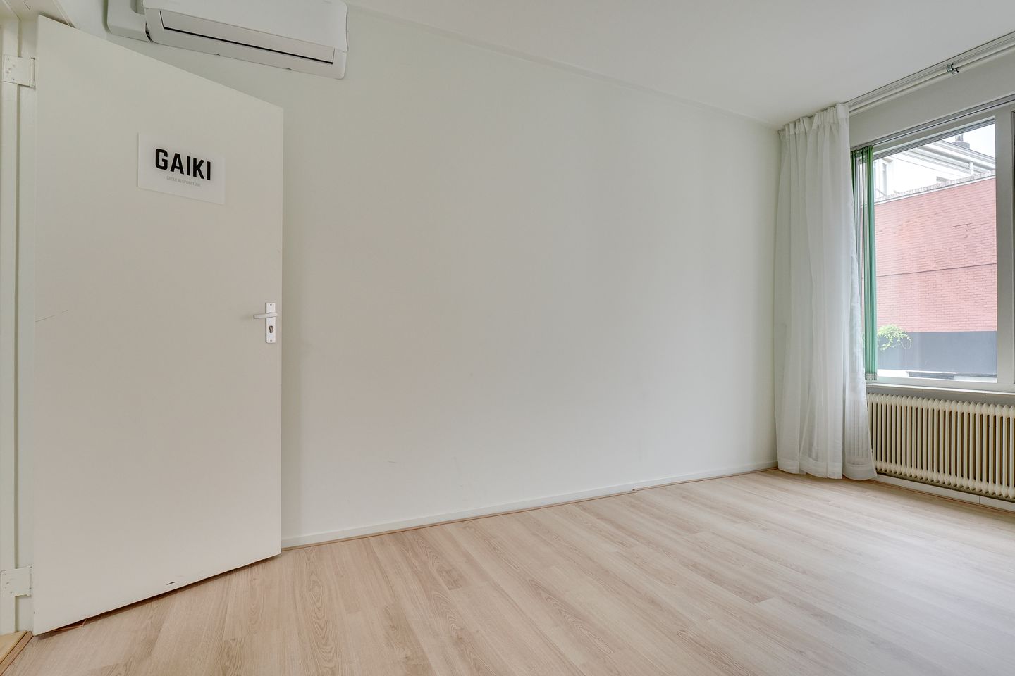 View photo 5 of Parkstraat 38