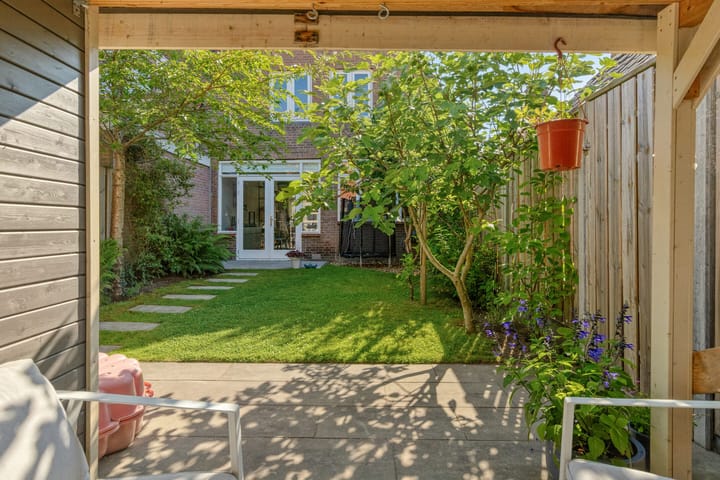 Foto 5 van Merodestraat 10