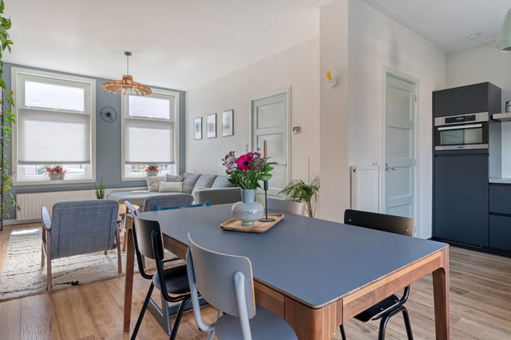 Foto 11 van Merodestraat 10