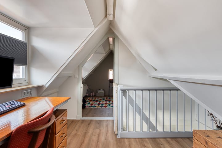 Foto 26 van Merodestraat 10