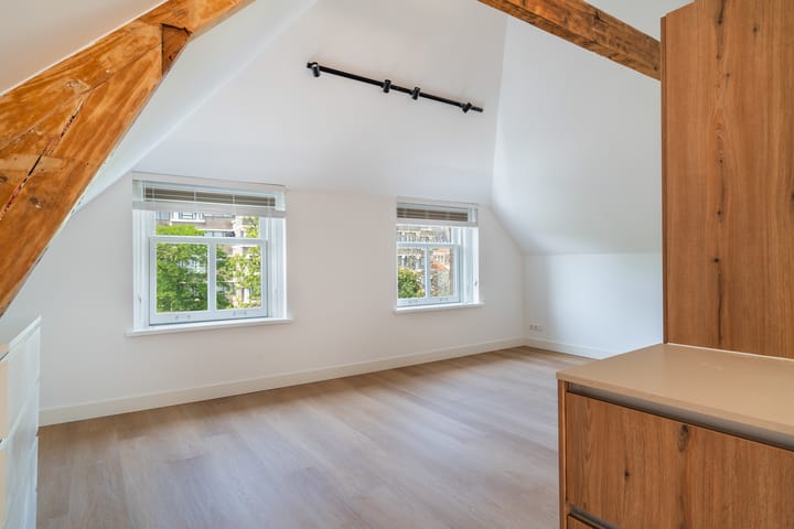 Foto 7 van Van Speijkstraat 7-C