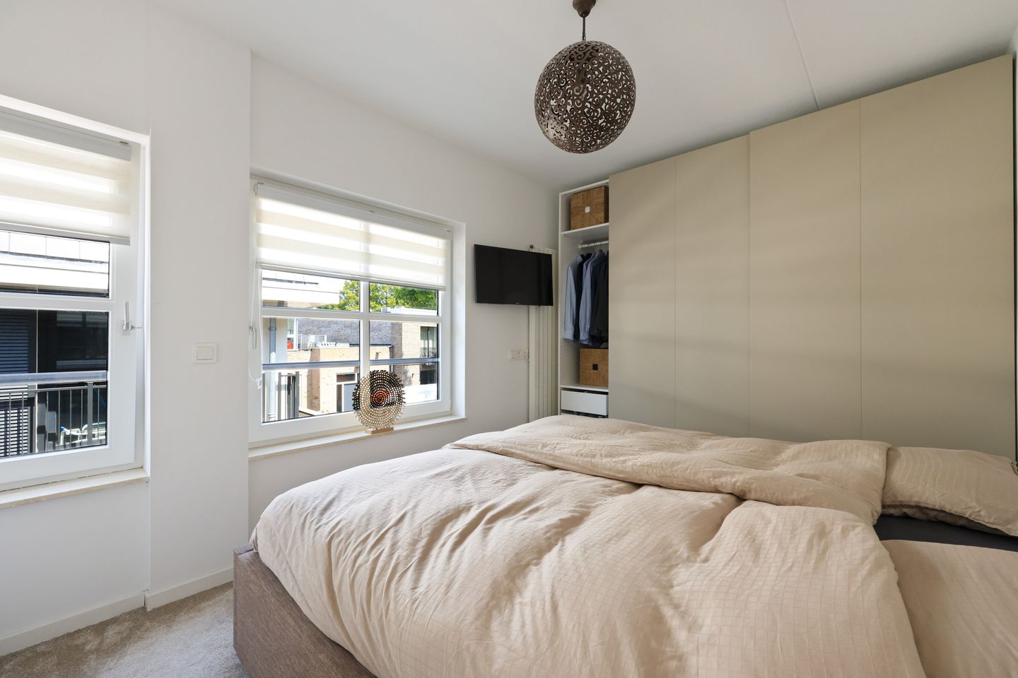 Foto 10 van Van Aostastraat 13