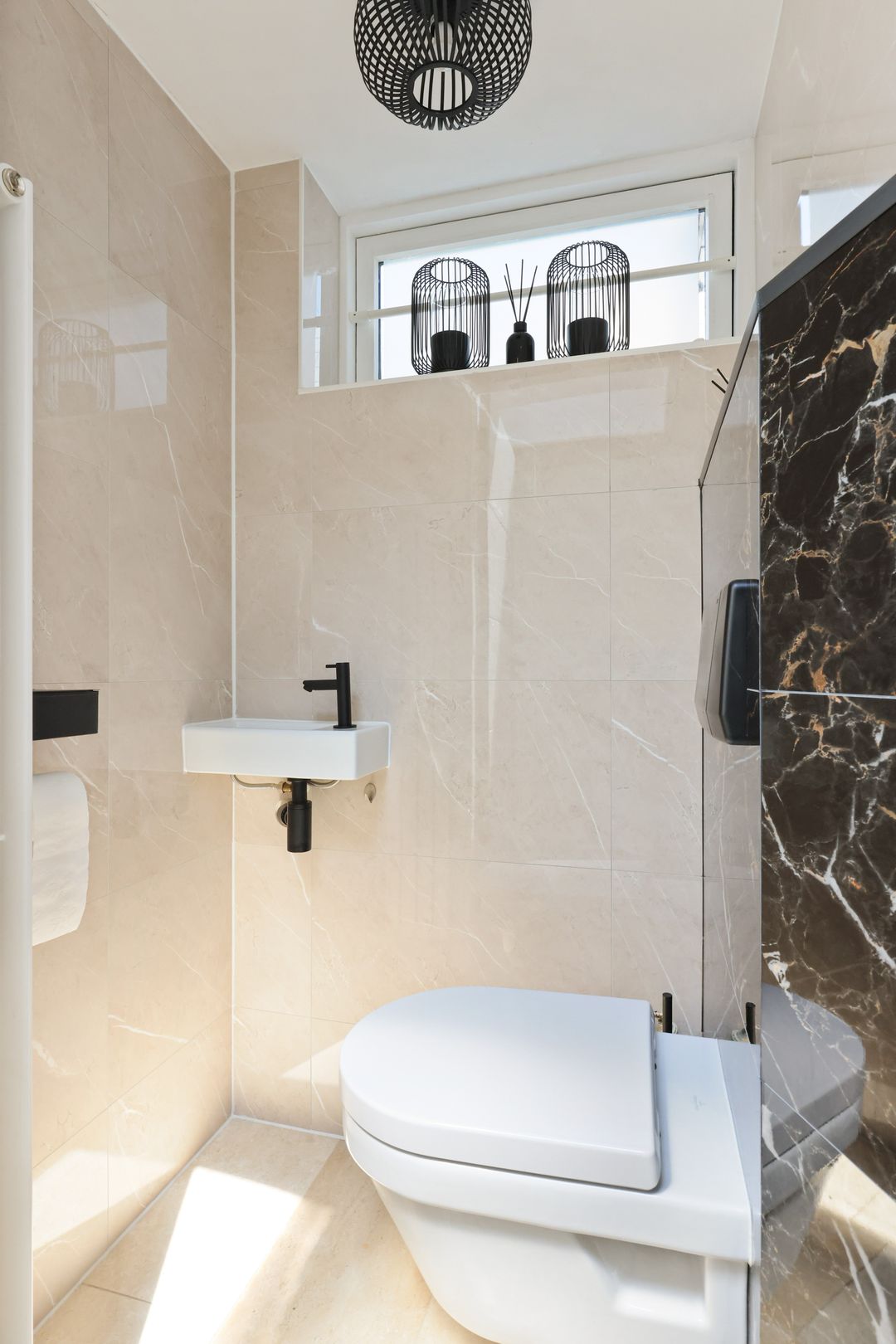 Foto 16 van Van Aostastraat 13