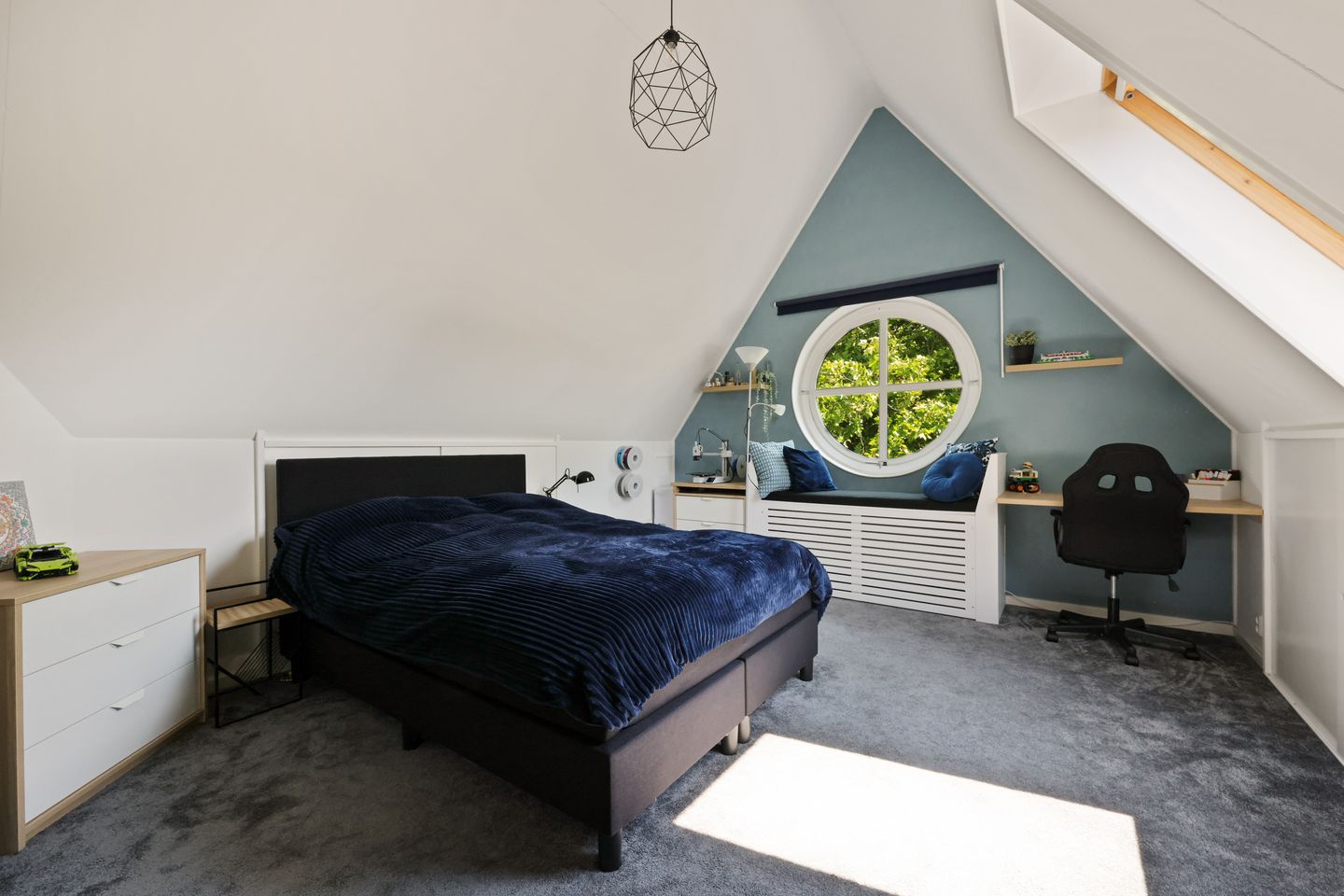 Foto 19 van Van Aostastraat 13