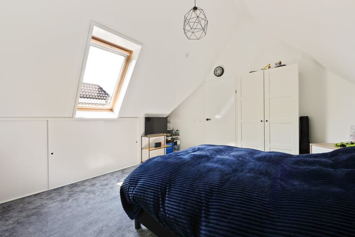 Foto 21 van Van Aostastraat 13