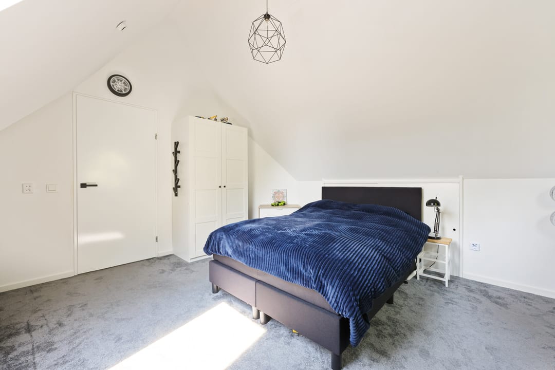 Foto 22 van Van Aostastraat 13