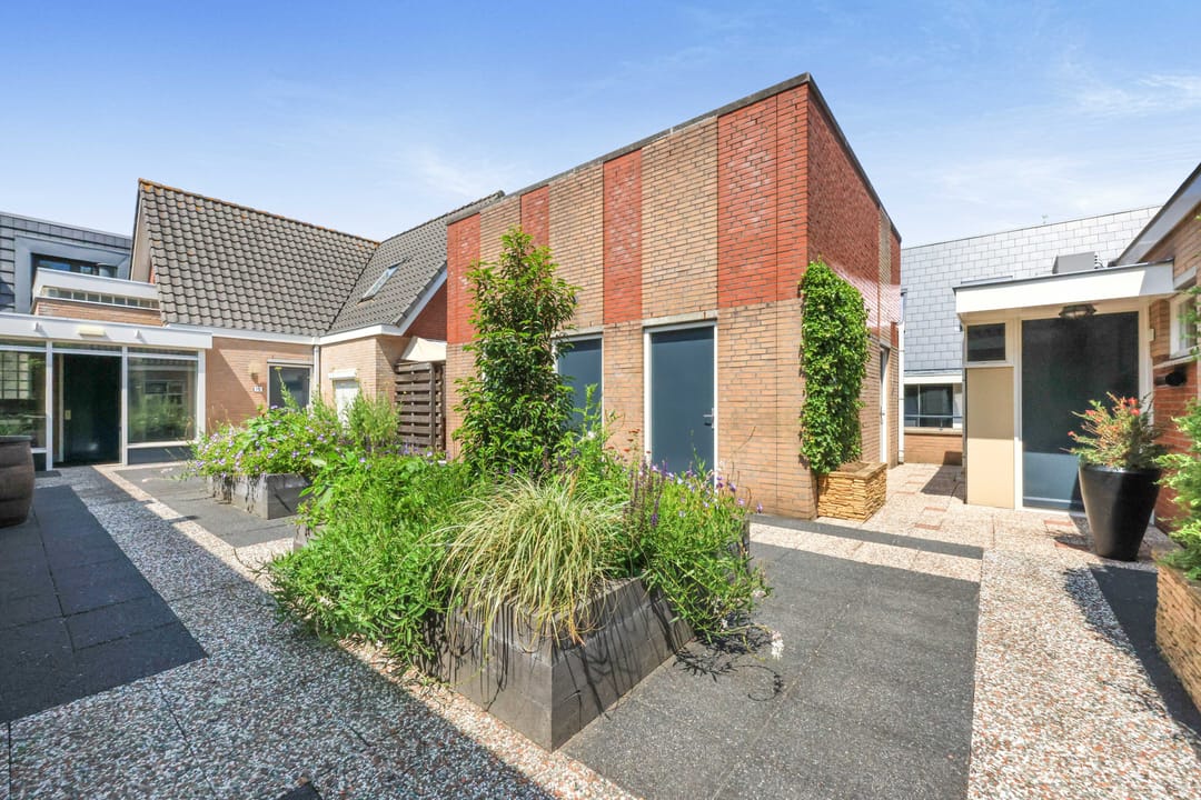 Foto 31 van Van Aostastraat 13