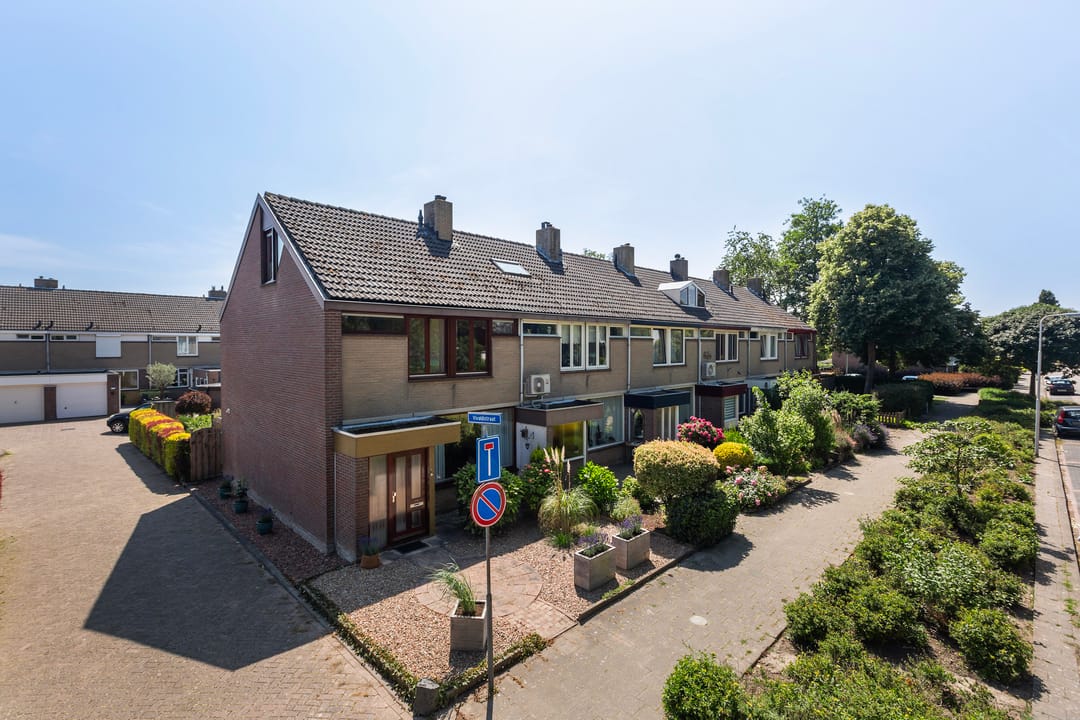 Photo 41 of Burg Henrylaan 70