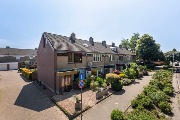 Foto 41 van Burg Henrylaan 70