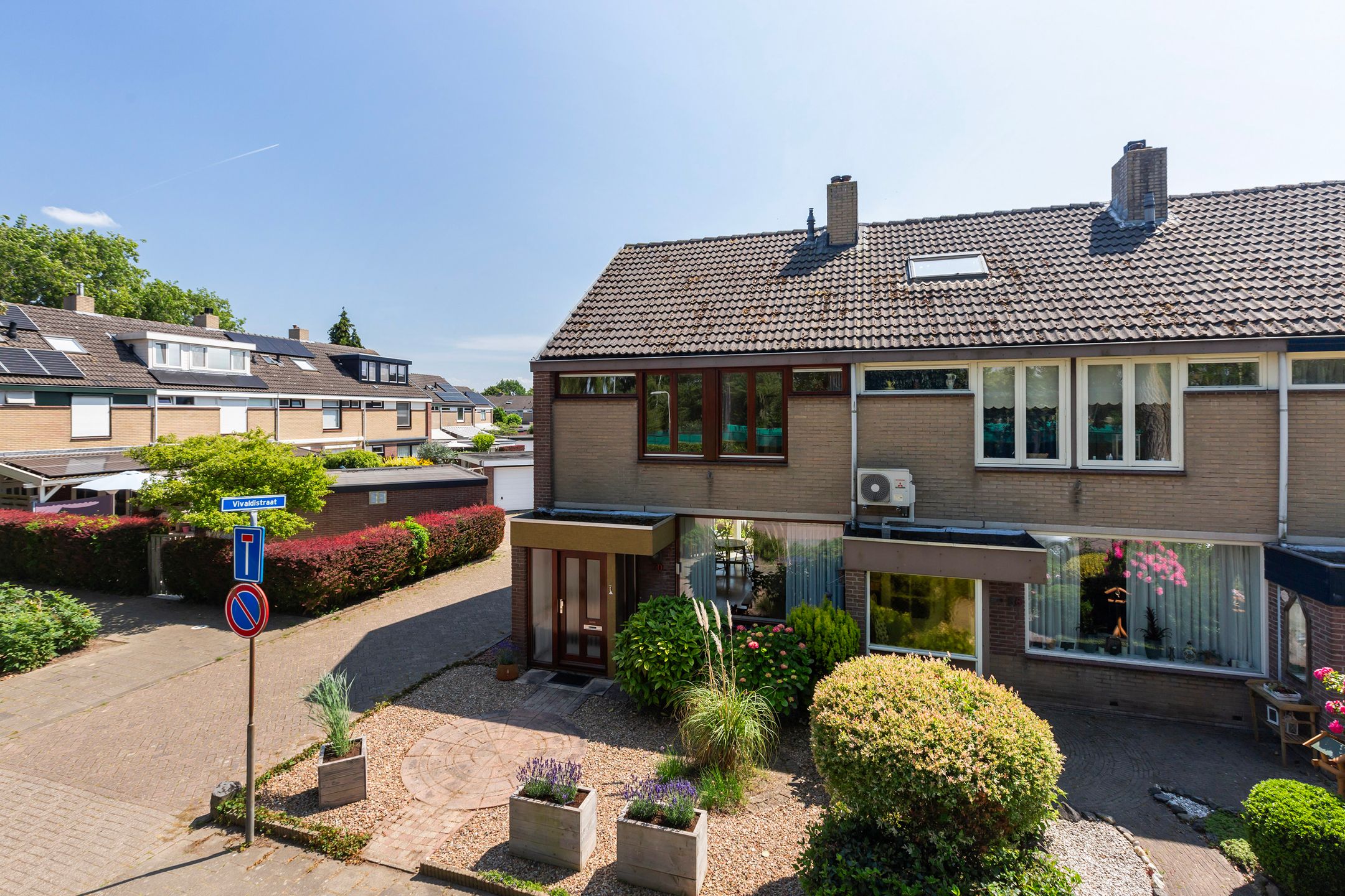 Photo 42 of Burg Henrylaan 70