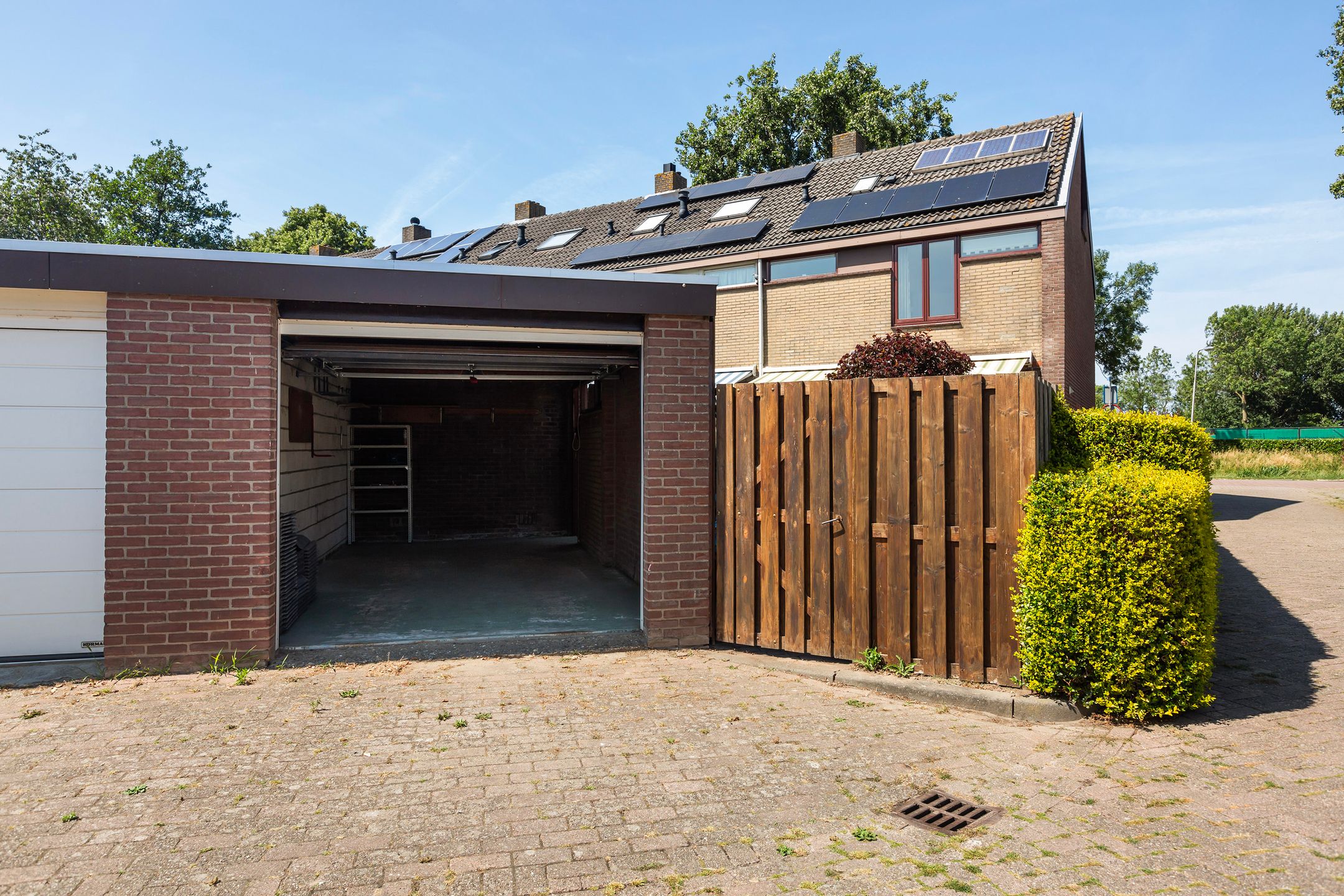 Photo 48 of Burg Henrylaan 70