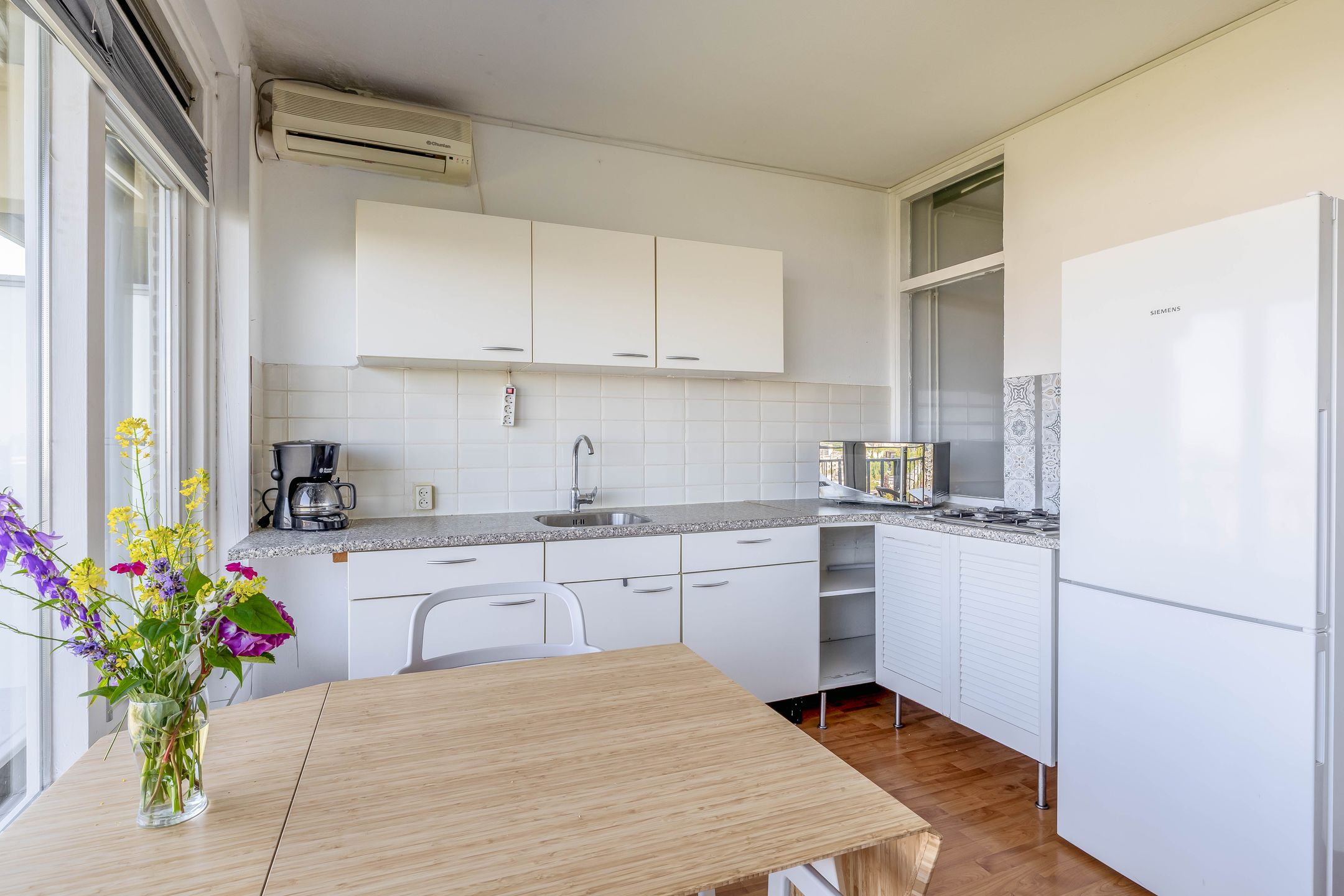 Foto 3 van Valeriusrondeel 407