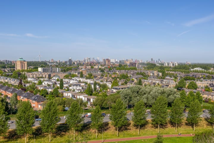 Foto 35 van Valeriusrondeel 407