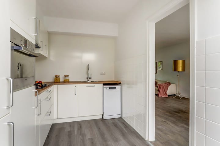 Foto 14 van Mendes da Costalaan 86