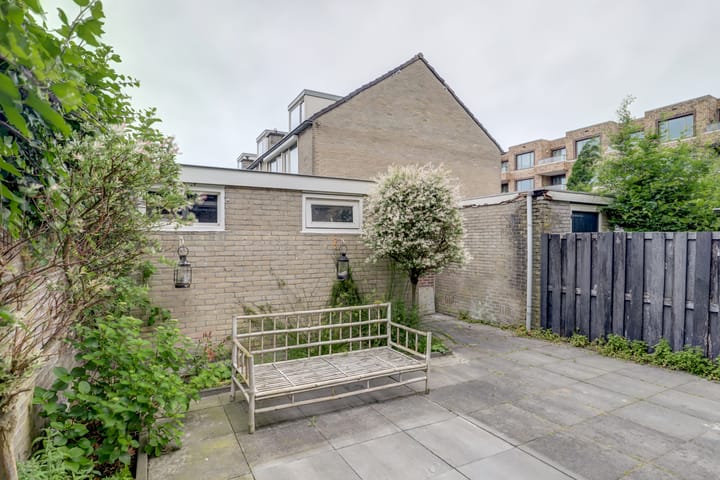 Foto 36 van Mendes da Costalaan 86