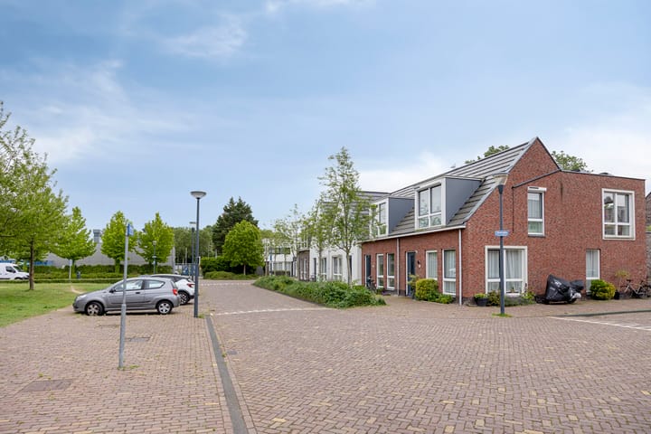 Foto 23 van Veehalstraat 15