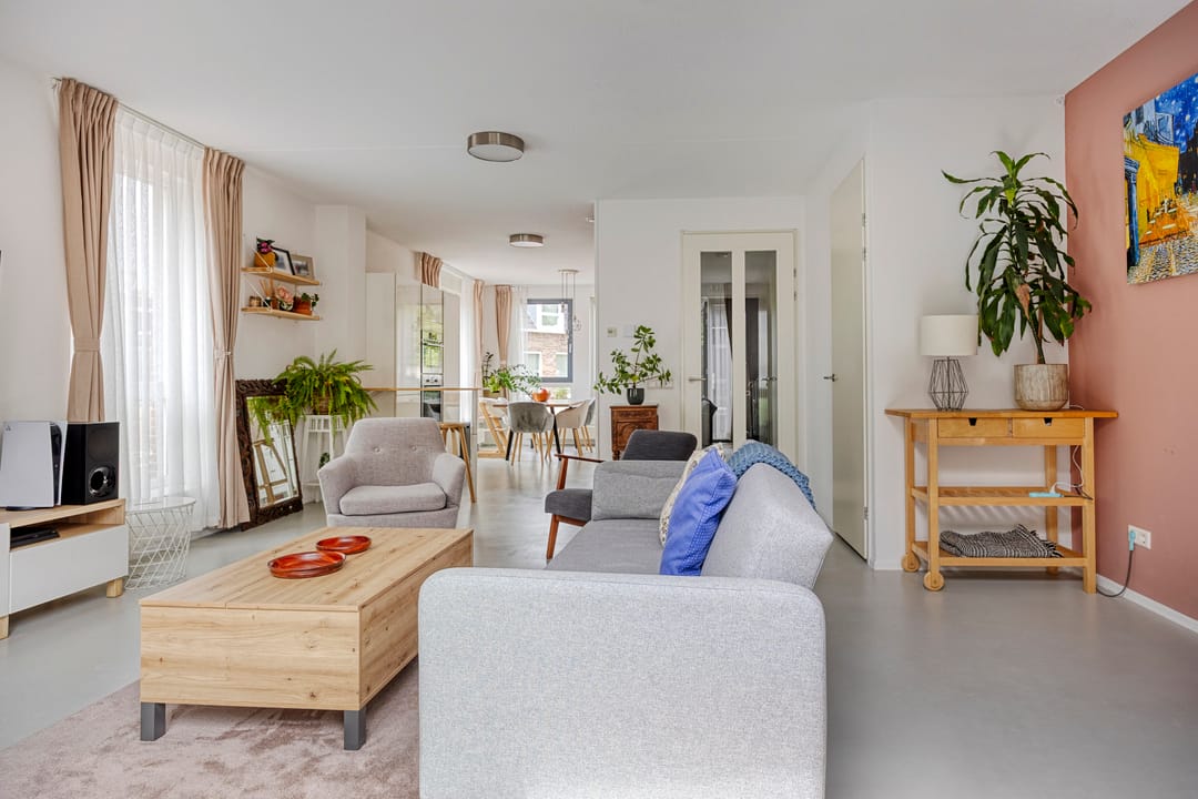 Foto 8 van Veehalstraat 15