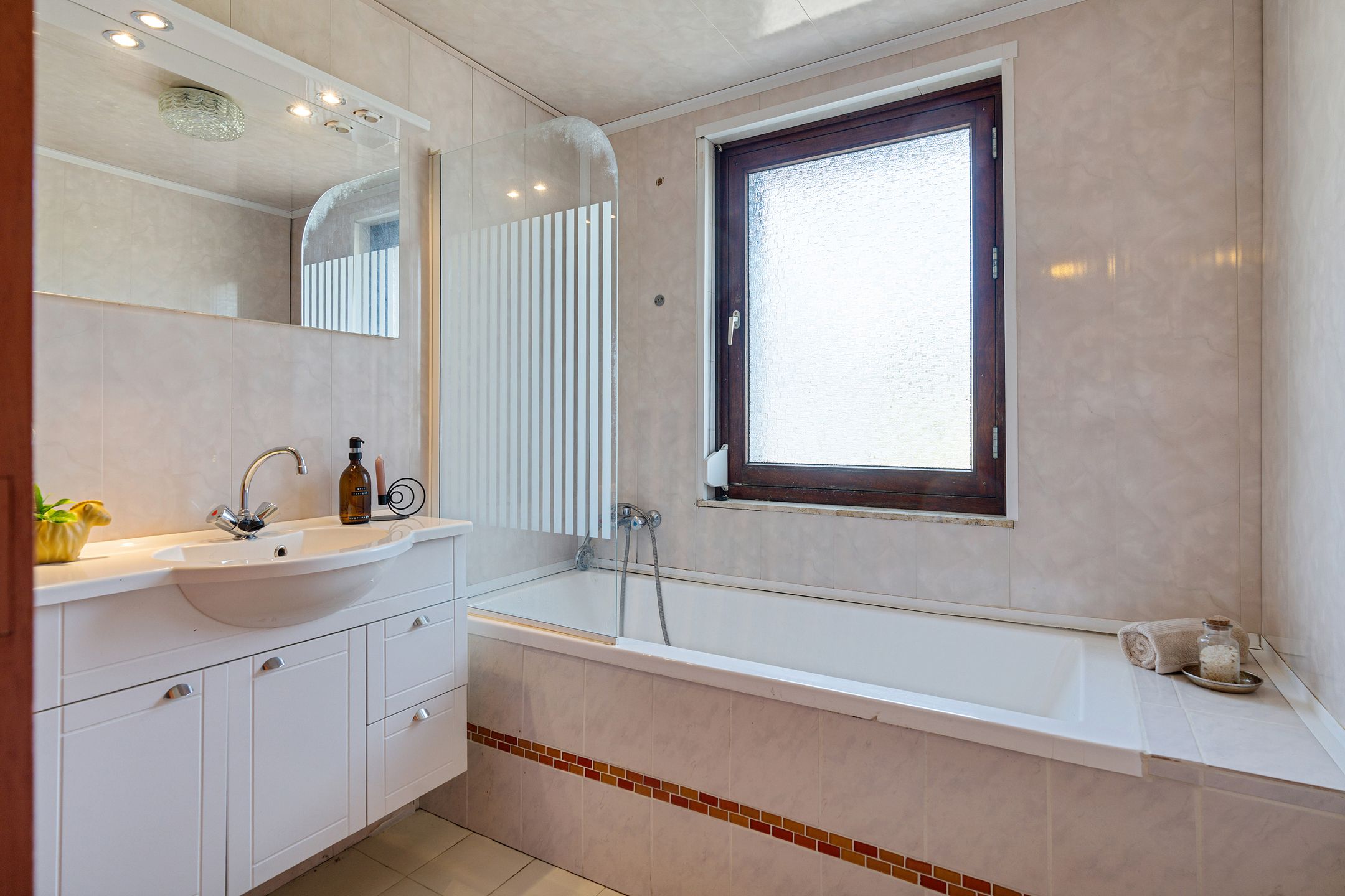 Foto 18 van Dr. Poelslaan 56