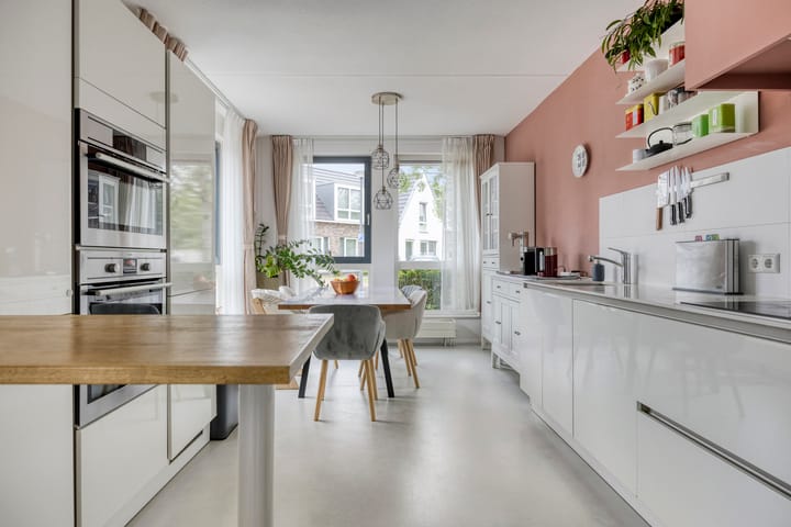 Foto 3 van Veehalstraat 15