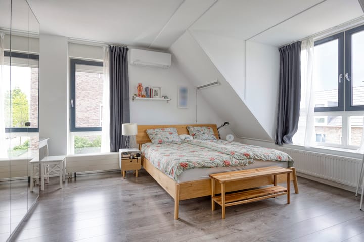 Foto 13 van Veehalstraat 15