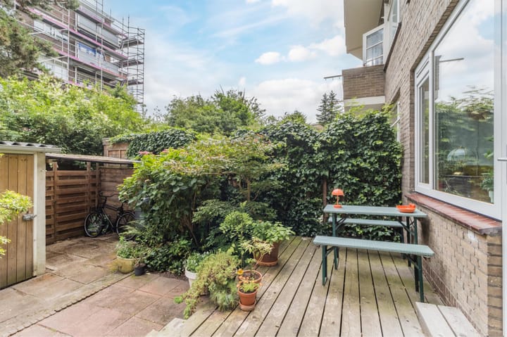 Foto 24 van Van Houtenstraat 18-A