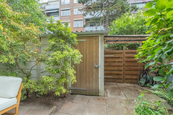 Foto 26 van Van Houtenstraat 18-A