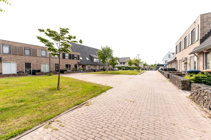 Foto 48 van Boterbloemhof 26