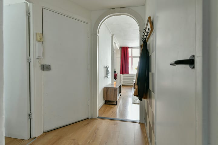 Photo 8 of Balboastraat 19-1