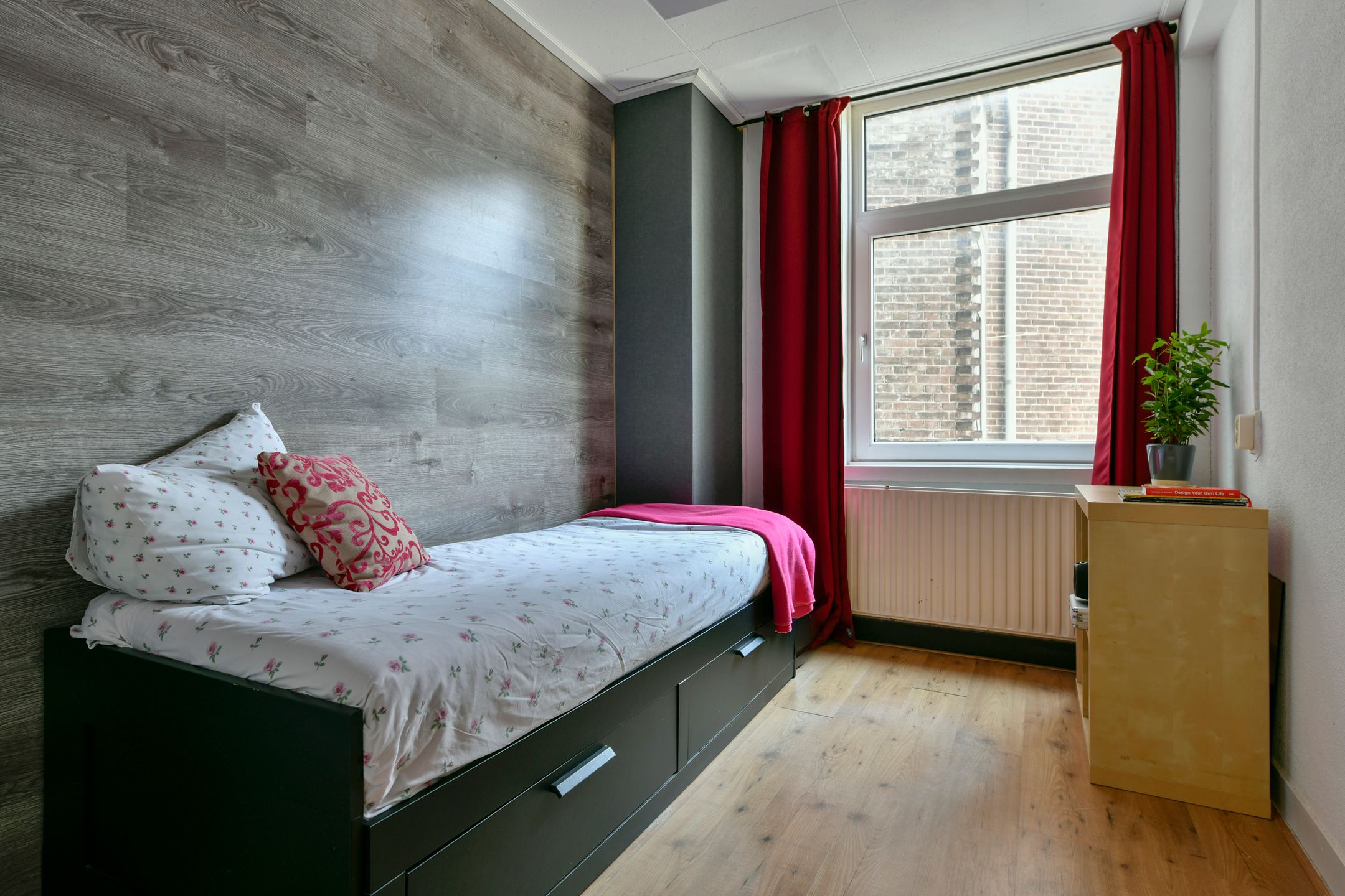 Photo 12 of Balboastraat 19-1