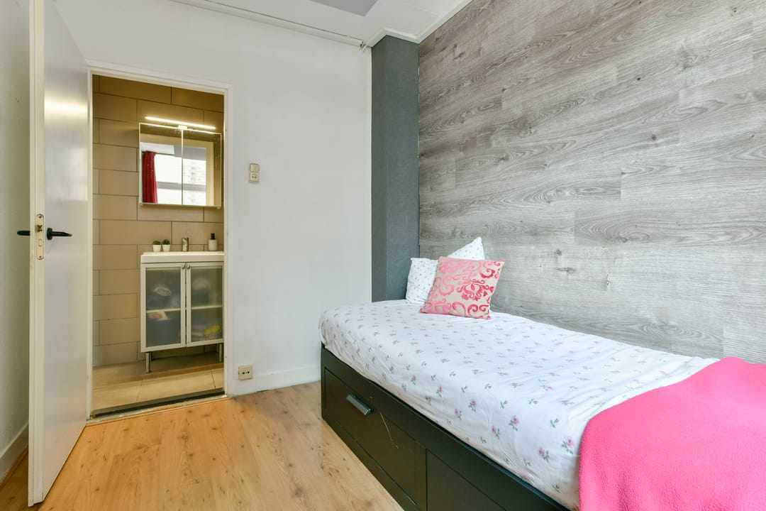 Photo 13 of Balboastraat 19-1