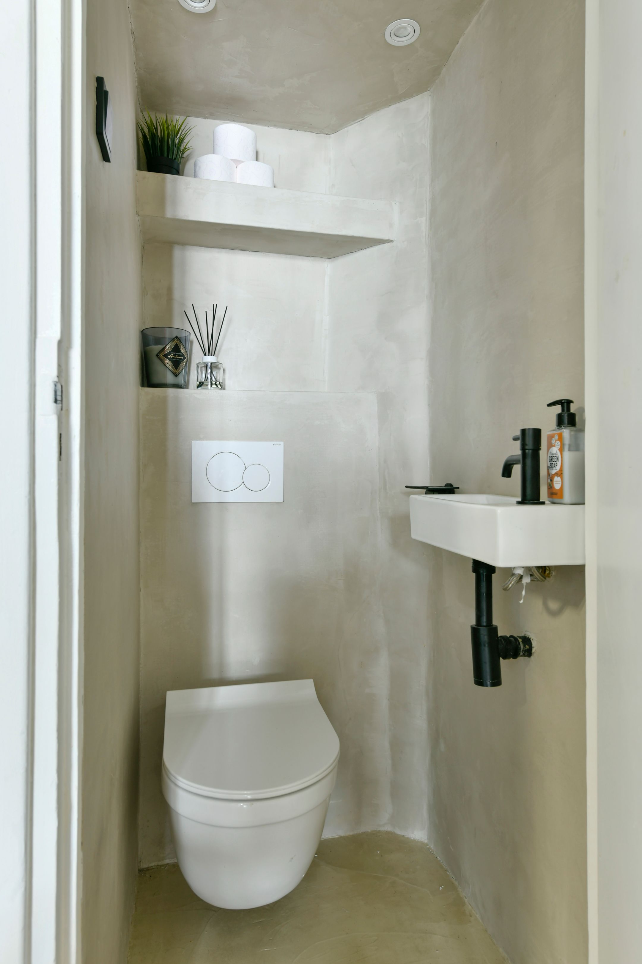 Photo 15 of Balboastraat 19-1