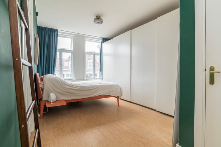 Foto 18 van Burgemeester Meineszlaan 46-A