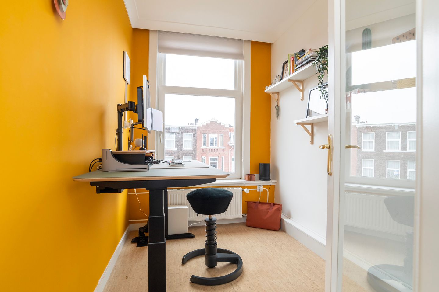 Foto 20 van Burgemeester Meineszlaan 46-A