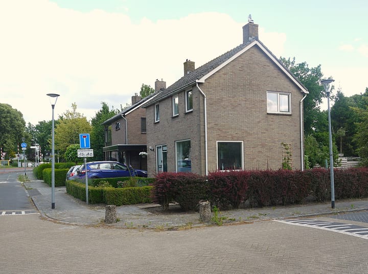 Foto 2 van Veldbiesstraat 2