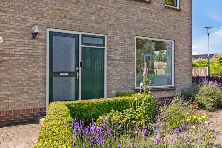 Foto 4 van Veldbiesstraat 2