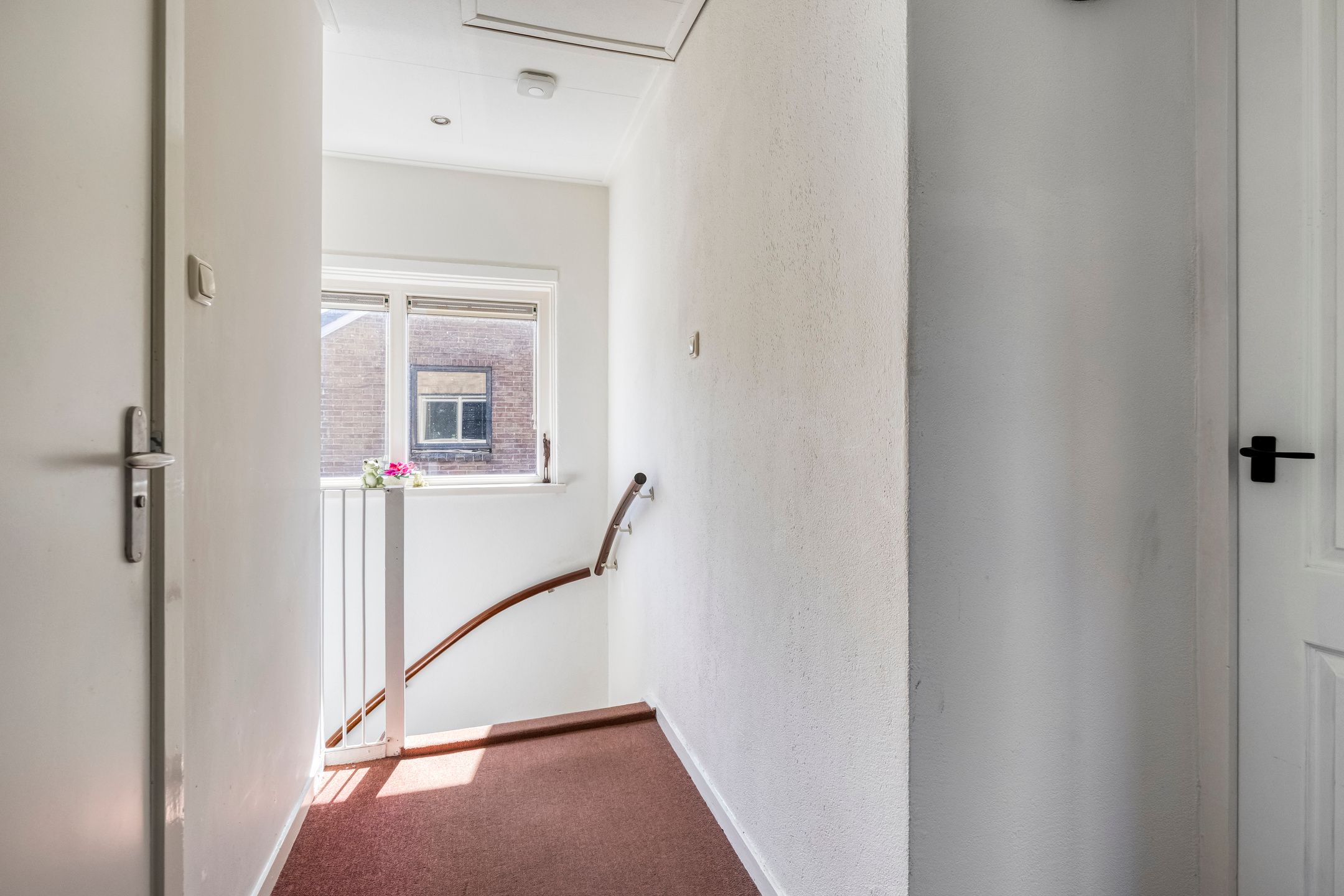 Photo 15 of Veldbiesstraat 2