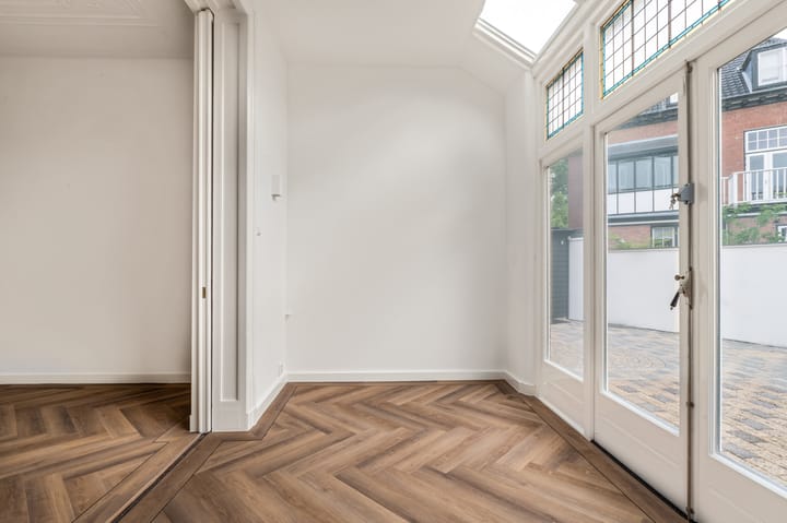 Foto 16 van Van Eedenstraat 1