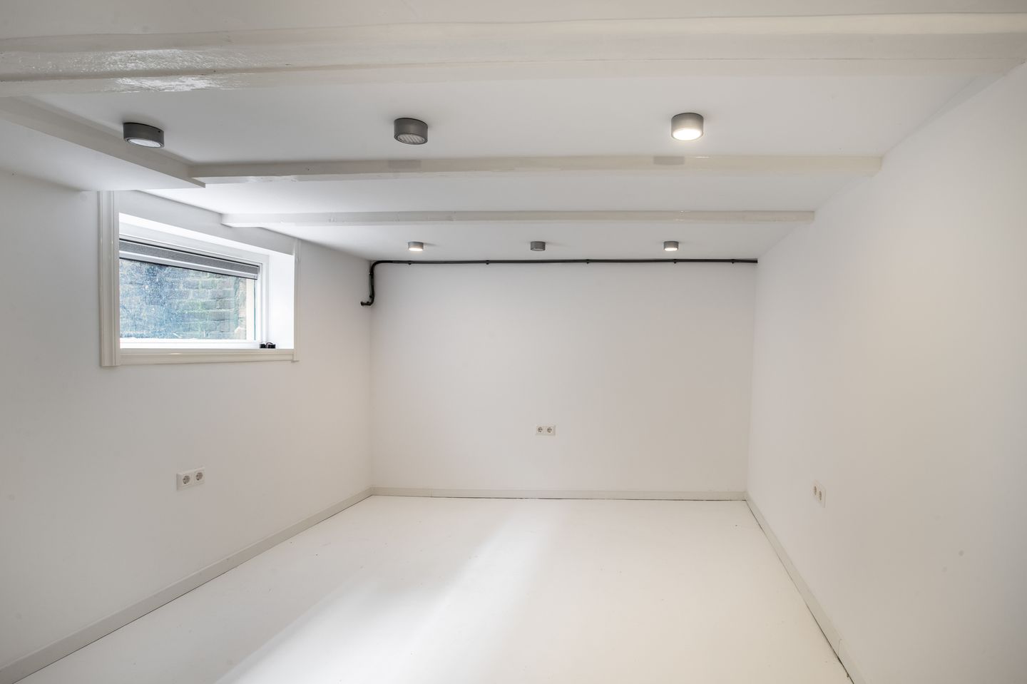 Foto 25 van Van Eedenstraat 1