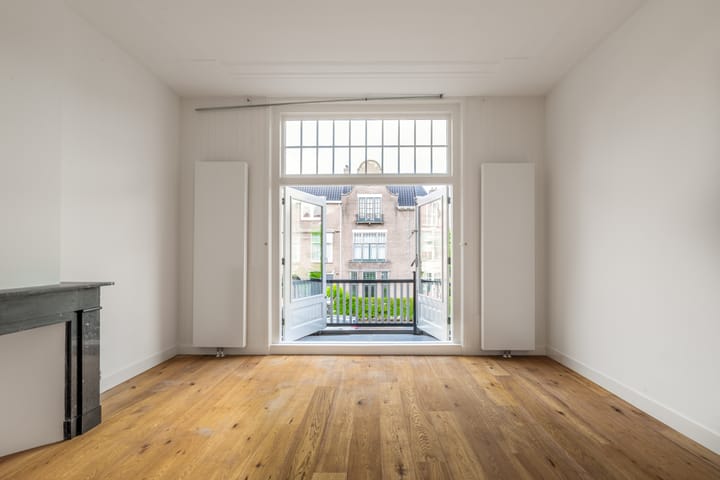 Foto 38 van Van Eedenstraat 1